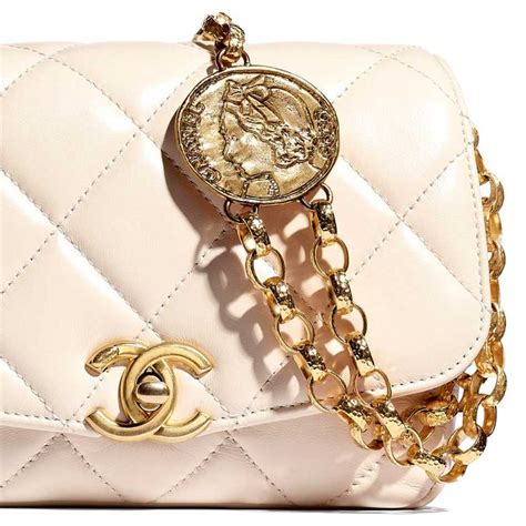 borsellini chanel prezzi|Chanel 22 borse.